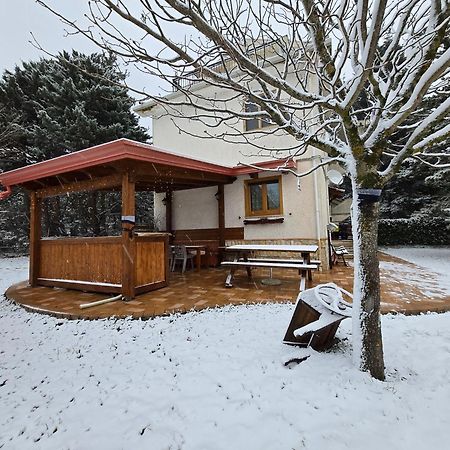Home & Garden カステル・ディ・サングロ エクステリア 写真