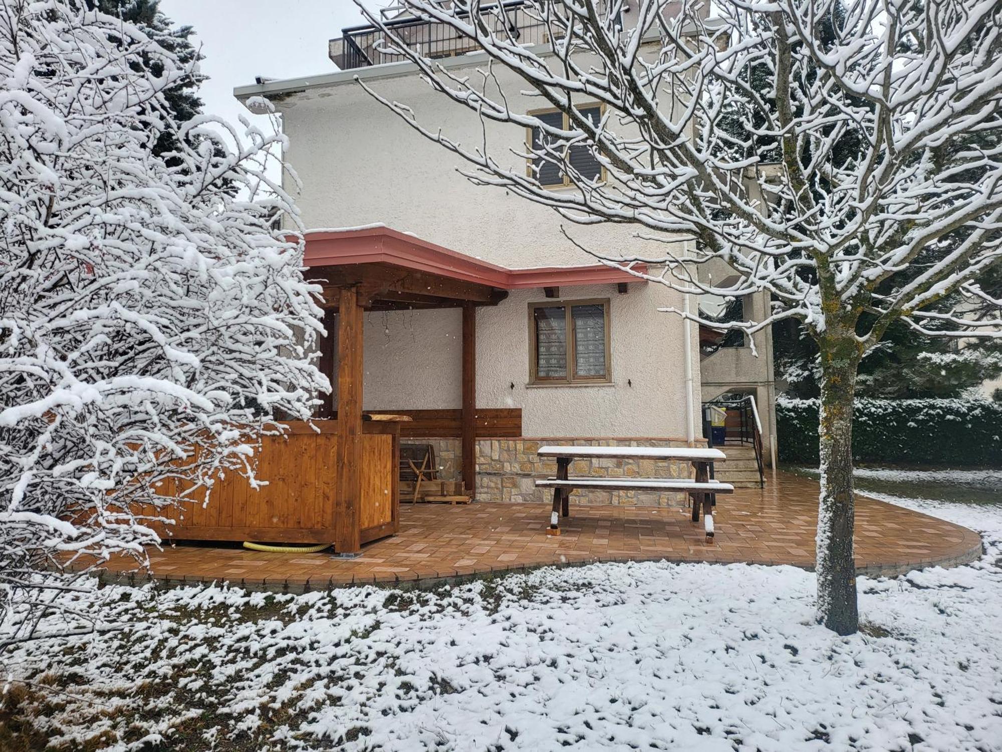 Home & Garden カステル・ディ・サングロ エクステリア 写真