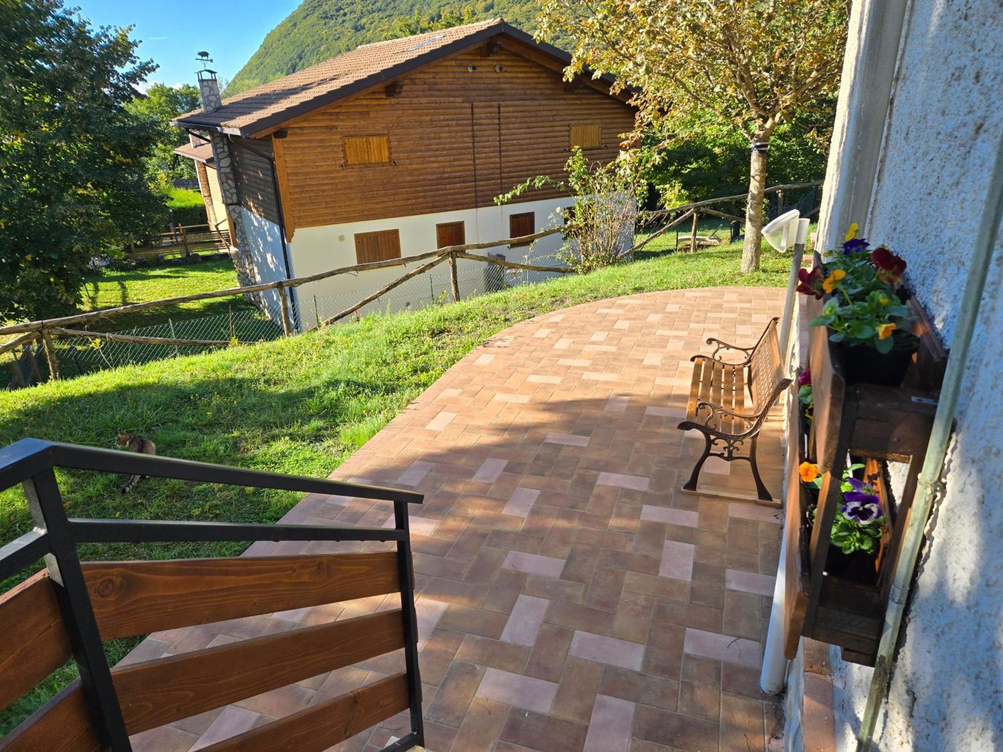 Home & Garden カステル・ディ・サングロ エクステリア 写真