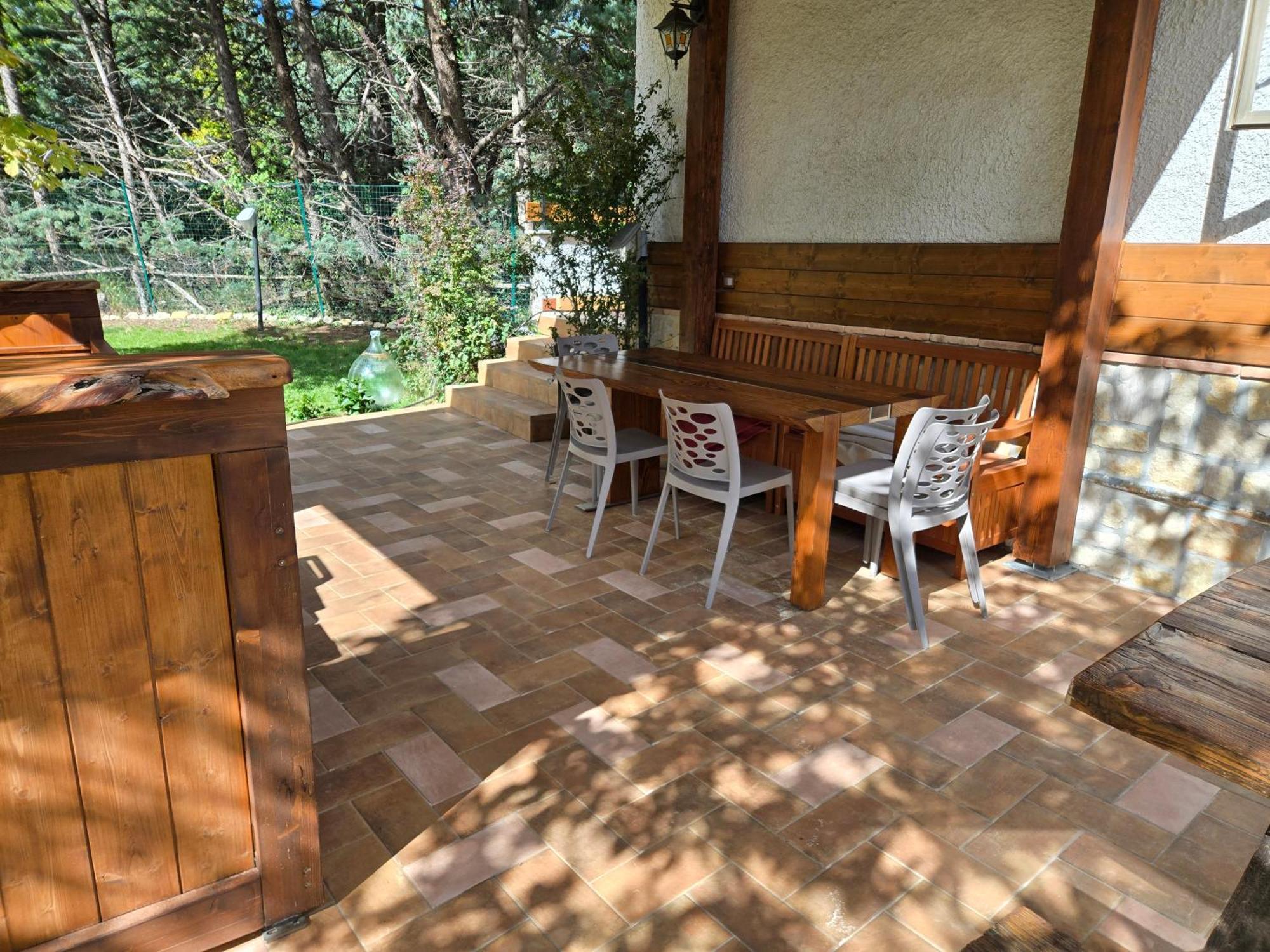 Home & Garden カステル・ディ・サングロ エクステリア 写真